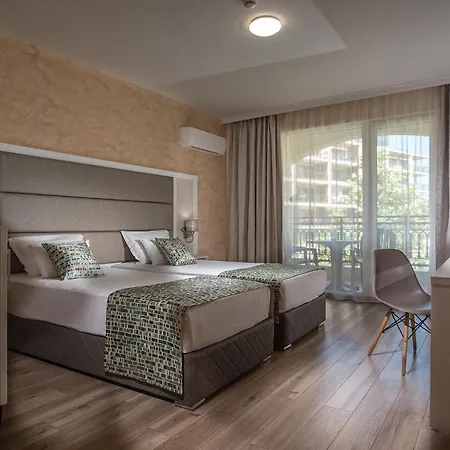 Design Marina Sands Ultra 4*
